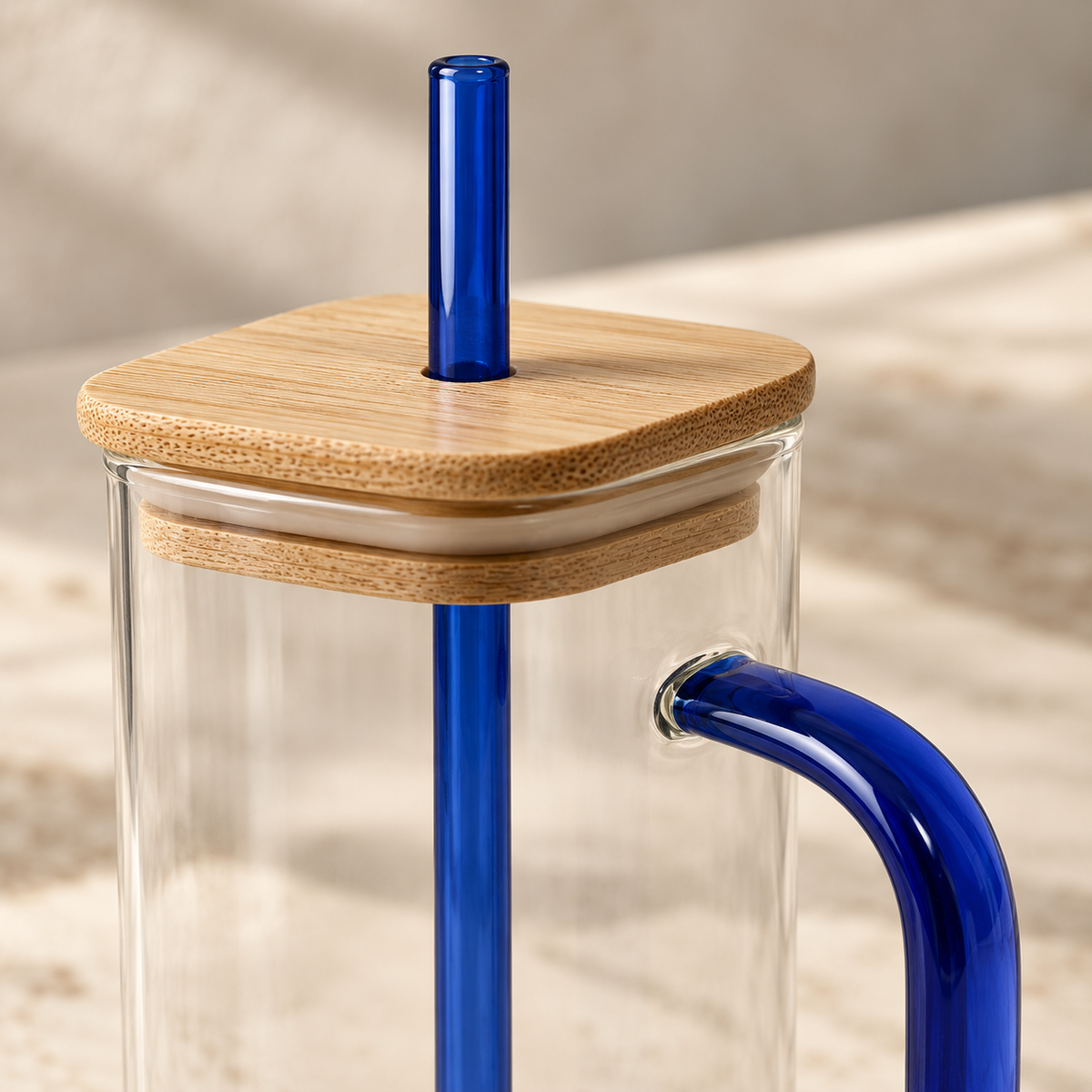 Blue Handle Glass Sipper with Wooden Lid & Straw — detail